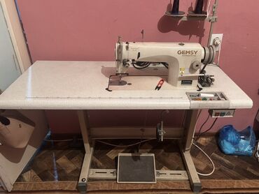 топчу сатылат: Тигүүчү машина Gemsy