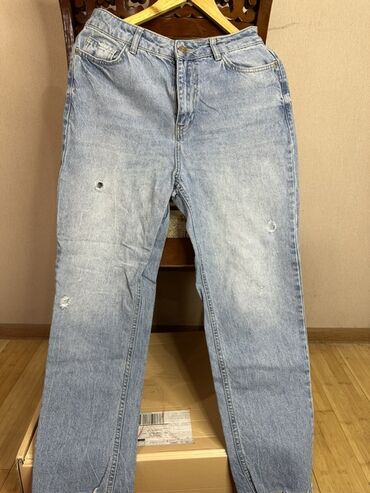 спортивное оборудование: Светло-голубые джинсы LCW Jeans (модель на бирке: W-3040). - Прямой