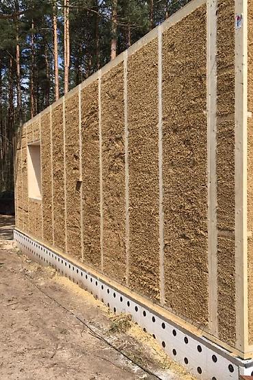 Фасадные сэндвич панели: Стеновой панель/модуль из соломы в деревянном каркасе. Размеры разные — 12