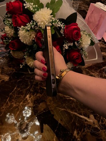 Apple iPhone: IPhone 14 Pro, 128 GB, Space Gray, Face ID — 10