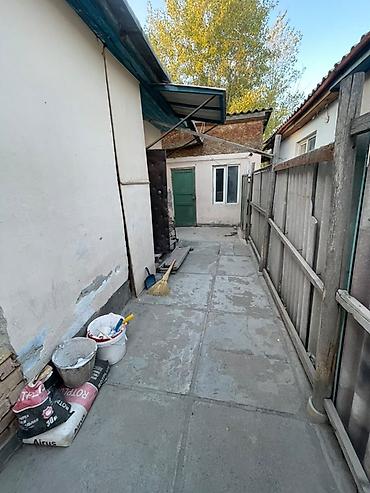 хата кызыл кыя: Сдается жилой дом с отдельным двором. На долгий срок Район ПИШПЕК! 3 — 7