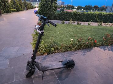 купить трюковой самокат в бишкеке: İşlənmiş Elektrik samokat ≤ 5", 251 - 350 Vt, 26 - 35 km/s, Ünvandan götürmə