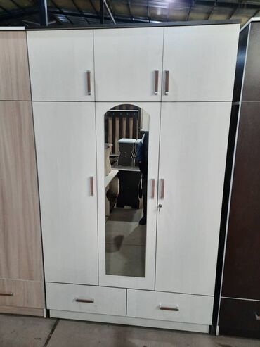 Шифоньеры: Шифонер новый Новые шкафы из российкого материала в наличии Размеры — 4