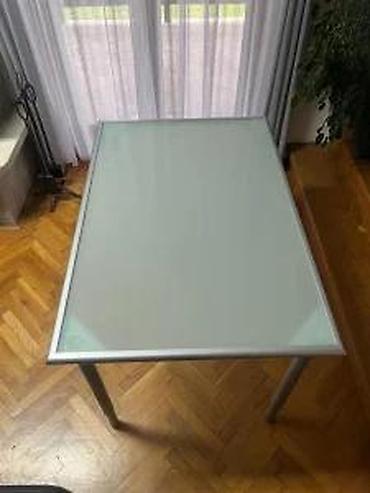 Stolovi: Stakleni trpezarijski/kuhinjski sto modernog dizajna. - Radna ploča — 9