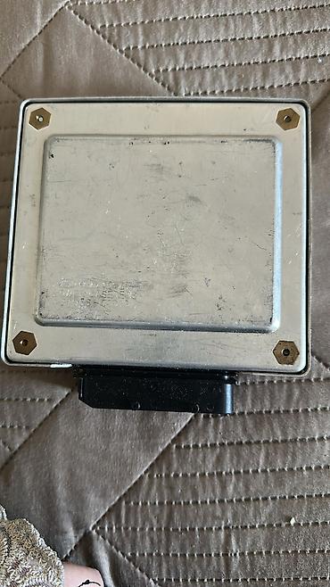 cross motor: Kia Quoris ve ya K900 (2013-2018)Hyundai/Kia Pnevma podveska bloku — 2