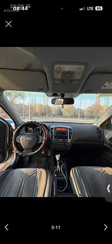 Унаа сатуу: Kia Ceed: 2008 г., 2 л, Кол менен иштөөчү, Бензин, Универсал — 4