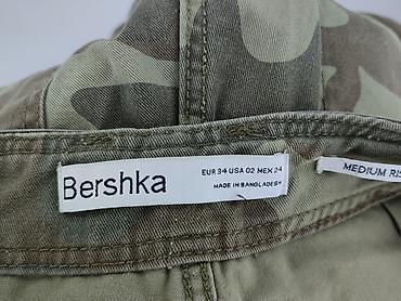 berska camo: Bershka, Spodnie cargo damskie, rozmiar XS — 4
