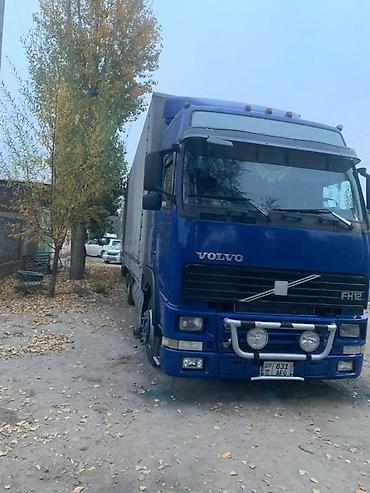 82 2: Тягач, Volvo, 1999 г., Тентованный — 6