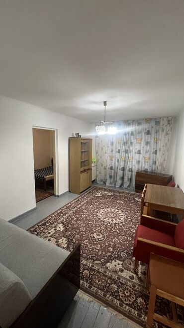 продам квартиру французский квартал бишкек: 2 комнаты, Собственник, Без подселения, С мебелью полностью