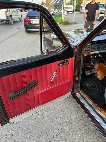 kohnə masinlar: QAZ 24 Volga: 2.4 l | 1975 il 64000 km Sedan — 7