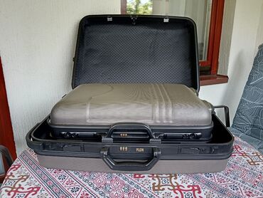 Putni koferi i torbe: Set kofera, bоја - Siva — 5