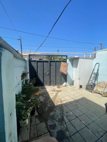 Həyət evləri və villaların satışı: 20-ci sahə 3 otaqlı, 73 kv. m, Orta təmir — 2
