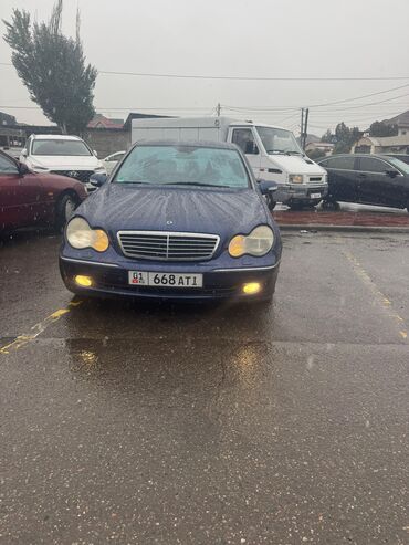 расрочкага машина берилет: Mercedes-Benz C-Class: 2001 г., 2 л, Автомат, Бензин, Седан