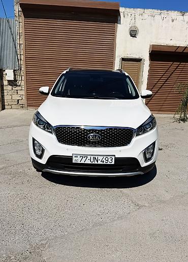 masin səkli: Kia Sorento – ağ kuzovlu, geniş və komfortlu krossover. Təcili əlim — 1