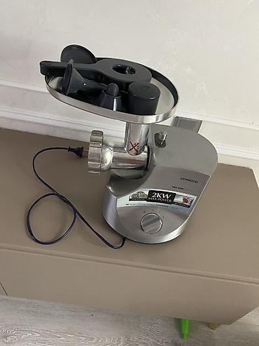et mawini: Kenwood Pro 2000 Excel ətçəkən maşın - Maksimal güc: 2 kW (etiket — 2
