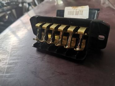 Auto delovi: Kutija osiguraca manja Lada 2121,21213,21214 Niva. Novo. Originalno — 5