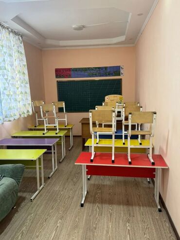 продаю офис 107 м² с ремонтом с мебелью административное здание 1 этаж: Сдаю Офис, 95 м², В бизнес центре, 1 линия