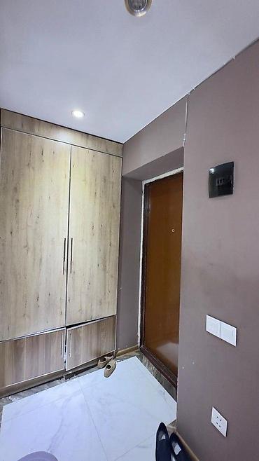 neftciler: İcarəyə verilir 2 otaqlı köhnə tikili 50 m², Neftçilər m. 800 AZN/ay — 9