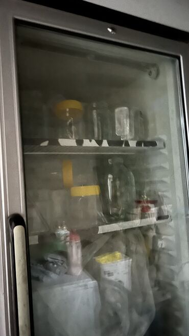 продам холодильник бу: Продаю витринный холодильник производство Турция