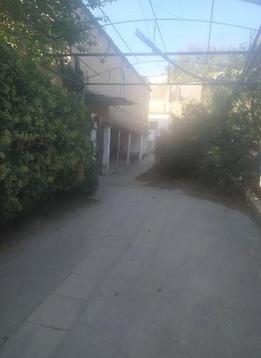 lökbata: Lökbatan qəs. 5 otaqlı, 89 kv. m, Orta təmir — 1