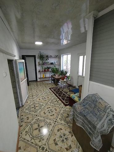 Продажа коттеджей и домов: Срочно продам дом 🏠, район Кызыл Аскер, в доме 7 комнат, 2 — 11