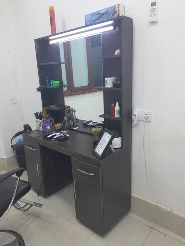 islenmis qaz: Salon, tibbi mebel dəsti