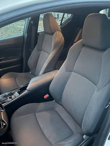 Toyota: Toyota C-HR: 1.8 l. | 2019 έ. SUV/4x4 — 16