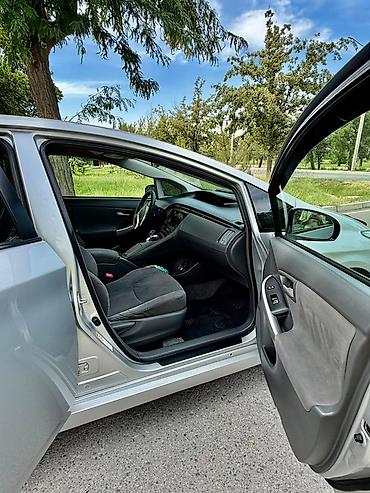 prius 30: Toyota Prius: 2011 г., 1.8 л, Автомат, Гибрид, Лифтбек — 5