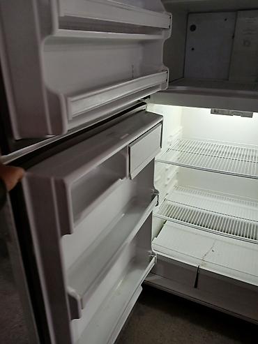 куплю рабочий холодильник: Холодильник Б/у, Двухкамерный, No frost, 80 * 170 * 70 — 4