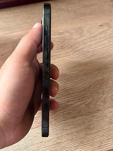 redmi note 12 discovery edition: IPhone 14 Pro, Qara, Face ID — 3