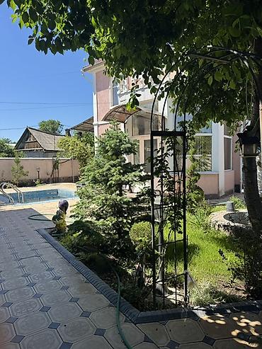Продажа коттеджей и домов: ПРОДАЮ ‼️двухэтажный дом с бассейном и ухоженным двором. - — 3