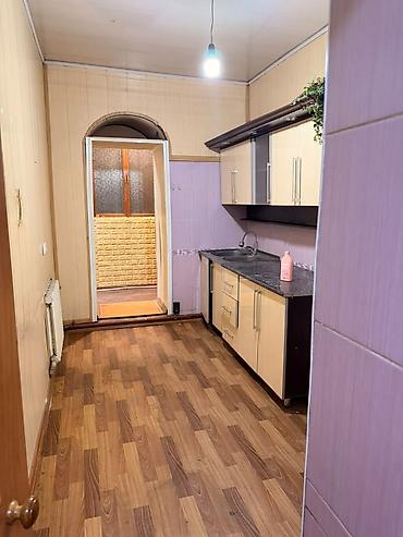 1 комнат: 1 комната, 48 м², 105 серия, 2 этаж, Старый ремонт — 3