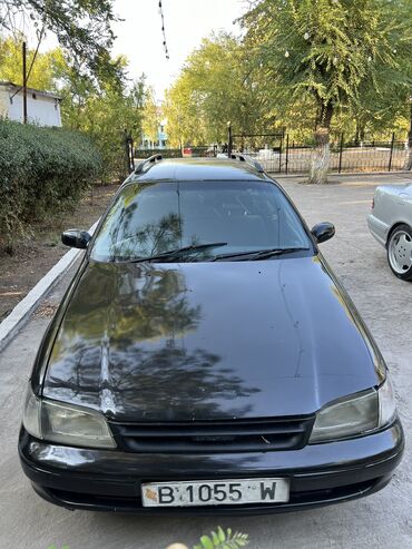 нехсиа 2: Toyota Caldina: 1993 г., 2 л, Автомат, Бензин, Универсал