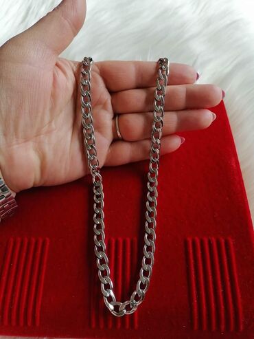 Ogrlice: Ogrlica sa priveskom — 6