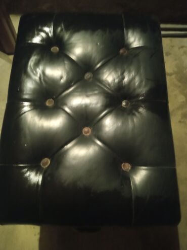 Pufiklər: İşlənmiş, Pufik oturacaq, Süni dəri, rəng - Qara — 10