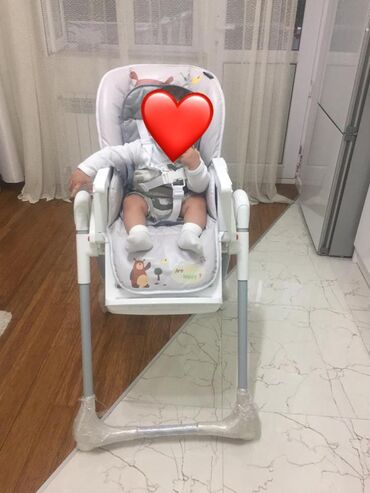 Yemək masaları, oturacaqları: Usaq qida masasi satilir yaxsi vəzyətdə.Qiymət 60man.Unvan Həzi