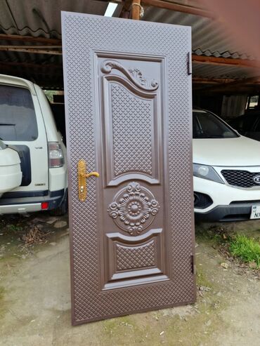 Giriş qapıları: Yeni Giriş qapısı Ödənişli çatdırılma — 5