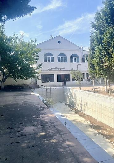 zigda heyet evleri: Satılır: geniş həyəti olan iki mərtəbəli mansardlı fərdi yaşayış evi — 7