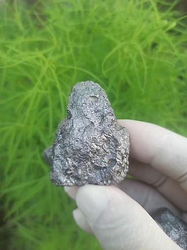 Gümüşü Metalik Natural Daşların Satışı 💎 Məhsul: Metalik parıltılı lalafo.az -da — 4 Gümüşü Metalik Natural Daşların Satışı 💎 Məhsul: Metalik parıltılı — 4