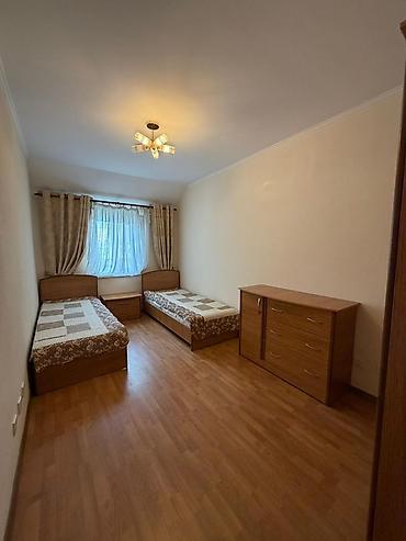 Продажа коттеджей и домов: 4 комнаты, 140 м², Бишкек, Собственник — 13