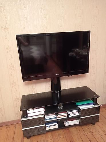 televizo: LG LCD/LED televizor və şüşə TV stendi dəsti - Marka/model: LG — 1