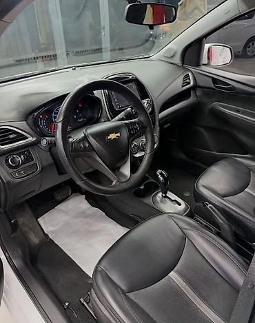 Chevrolet Spark: 2019 г., Автомат, Бензин, Хэтчбэк