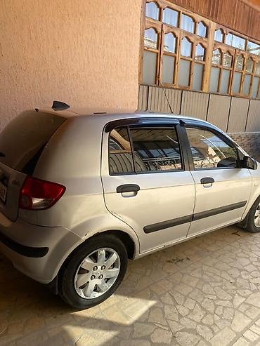 Унаа: Hyundai Getz: 2005 г., Кол менен иштөөчү, Бензин, Хетчбек — 4