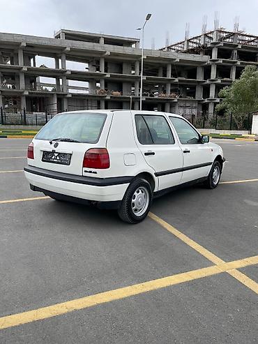 Volkswagen: Volkswagen Golf: 1992 г., 1.8 л, Механика, Бензин, Хэтчбэк — 4