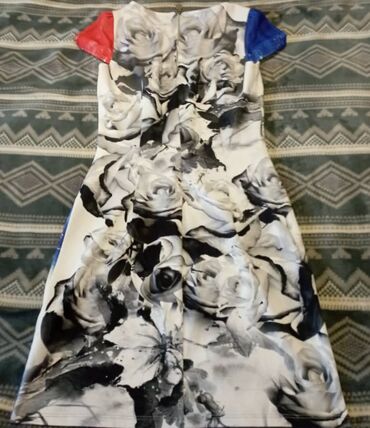 платья национальной: Бальное платье, Короткая модель, M (EU 38), В наличии