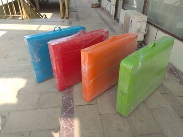 Kuşetkalar: Çamadan kuşetka Masaj üçün Açılıb yığılan kuşetka Kosmetoloji Tibbi — 24