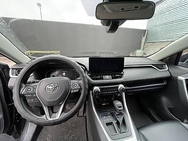 Toyota: Toyota RAV4: 2023 г., 2 л, Автомат, Бензин, Кроссовер — 10