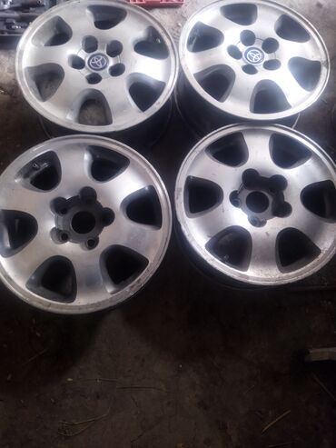 Куйма Дисктер R 15 Toyota, Комплект, тешиктери - 5
