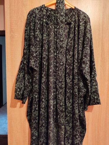 Baş geyimləri: Abaya 44-48-50 ölçüyə qədər.Material Mədinə ipək
