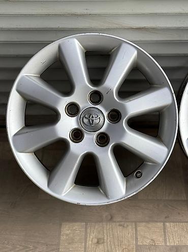 Диски: Литые Диски R 16 Toyota, Комплект, отверстий - 5, Б/у — 4
